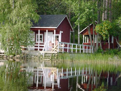swimming zwemmen summer cottages zomerhuisjes - skandinavia - skiing, snowboarding, dogsleds, snow mobiles, trekking, fishing, swimming and sauna holidays - vacations in your own cottage in south east Finland - summer, fall, autumn, winter and spring at Penttil&auml; Gardens