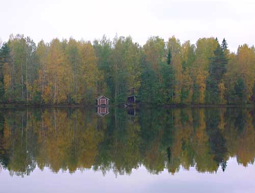 Kangasniemi, Finland - winter cottages zomerhuisjes - skandinavia - skiing, snowboarding, dogsleds, snow mobiles, trekking, fishing, swimming and sauna holidays - vacations in your own cottage in south east Finland - summer, fall, autumn, winter and spring at Penttil&auml; Gardens