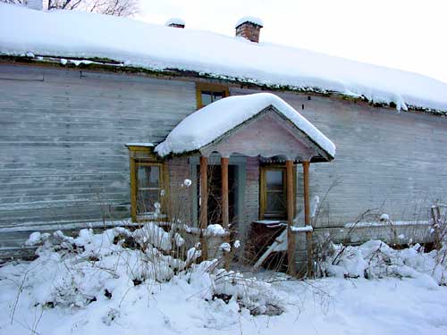 Kangasniemi, Finland - winter cottages zomerhuisjes - skandinavia - skiing, snowboarding, dogsleds, snow mobiles, trekking, fishing, swimming and sauna holidays - vacations in your own cottage in south east Finland - summer, fall, autumn, winter and spring at Penttil&auml; Gardens